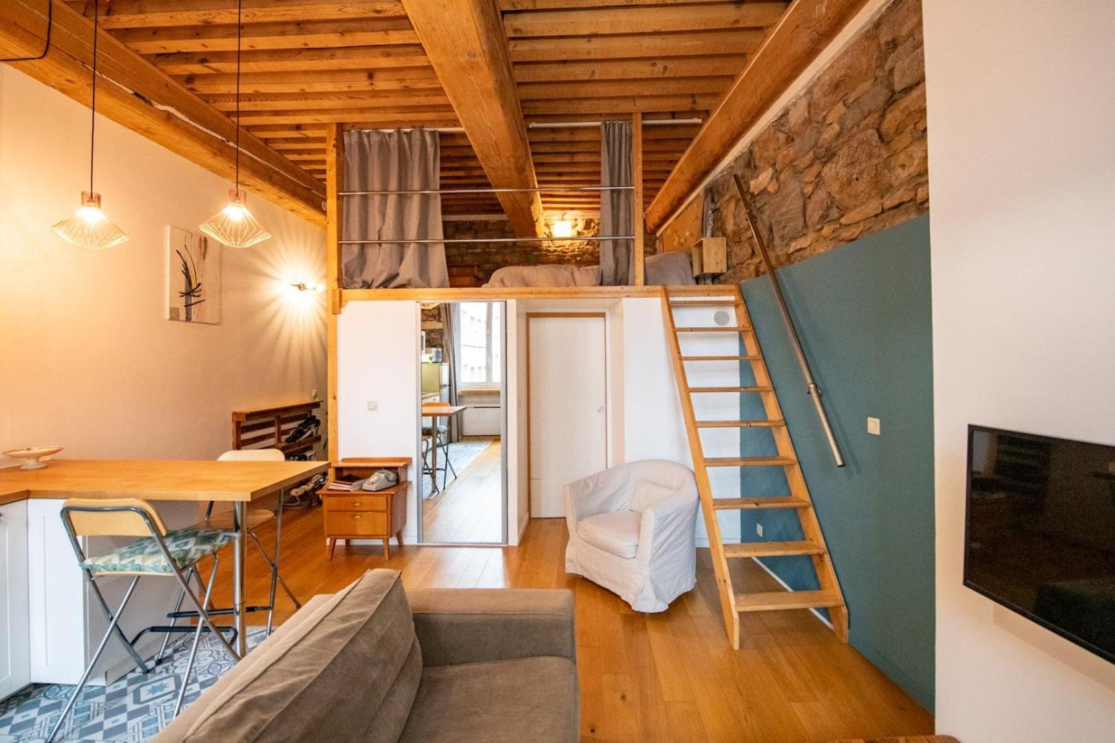 Le Petit Imbert - Studio Chaleureux Et Cozy Ліон Екстер'єр фото