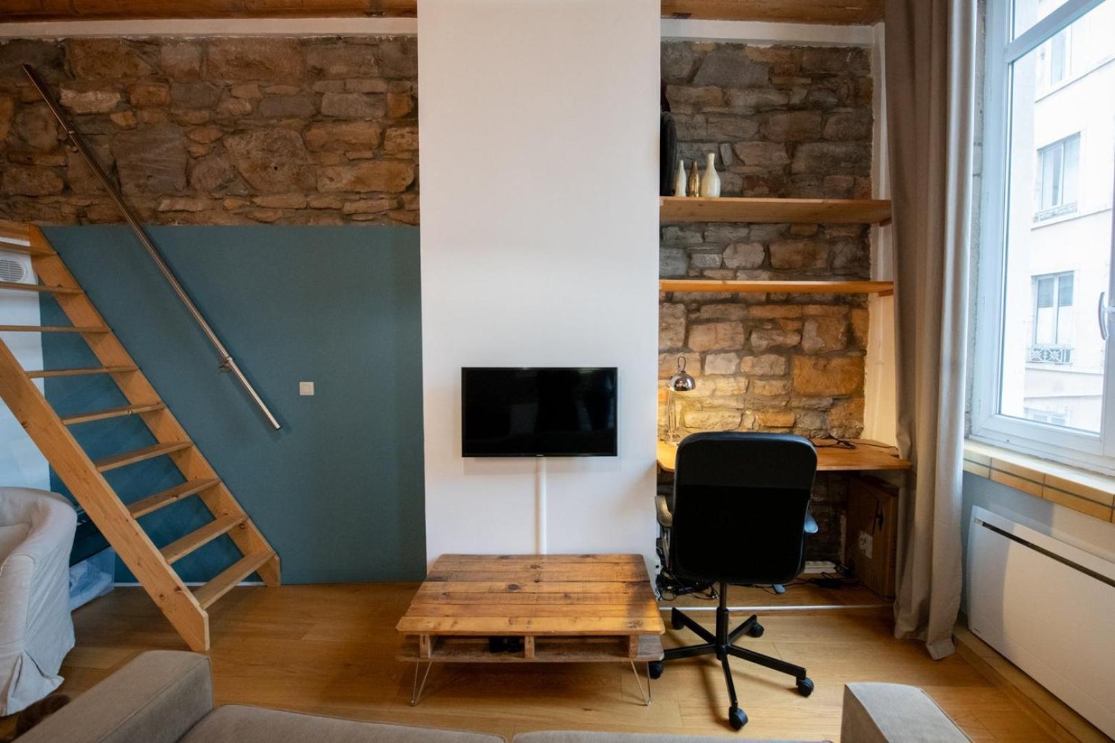 Le Petit Imbert - Studio Chaleureux Et Cozy Ліон Екстер'єр фото