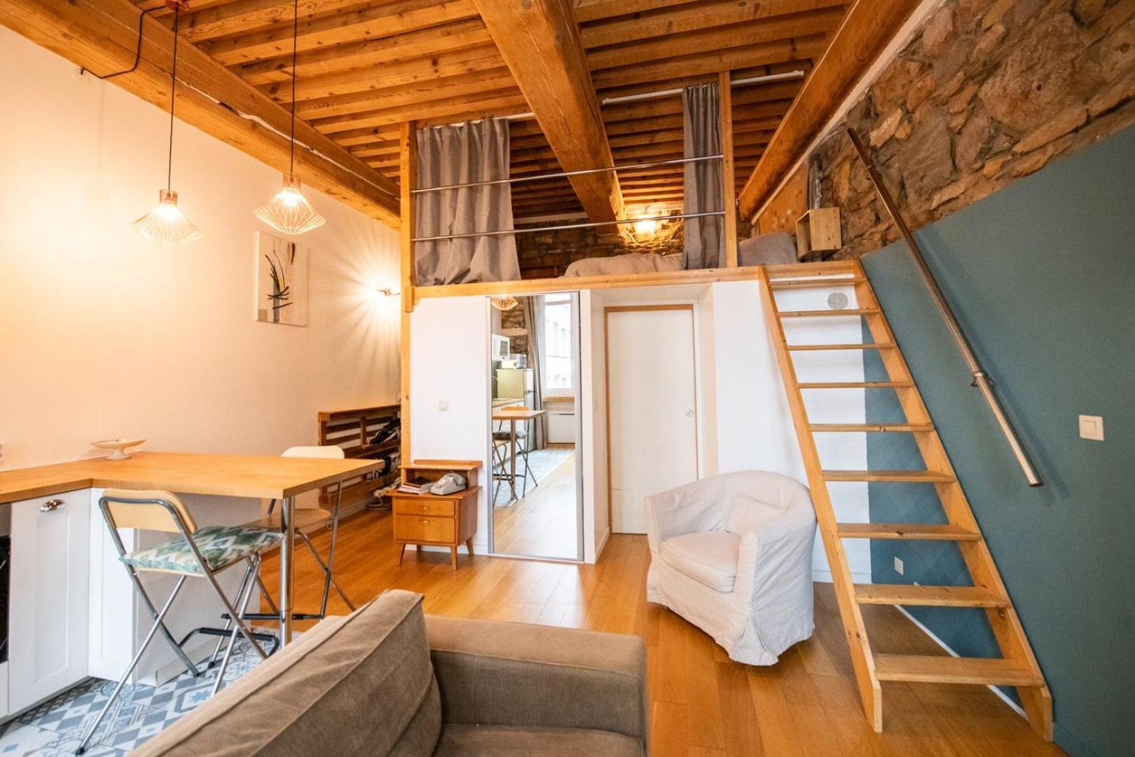 Le Petit Imbert - Studio Chaleureux Et Cozy Ліон Екстер'єр фото